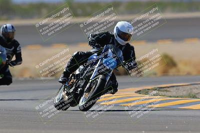 media/Oct-08-2022-SoCal Trackdays (Sat) [[1fc3beec89]]/Turn 14 (1050am)/